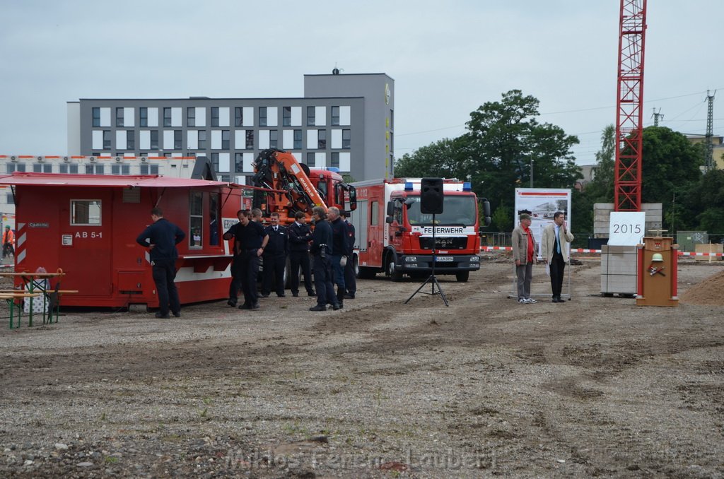 Erster Spatenstich Neues Feuerwehrzentrum Koeln Kalk Gummersbacherstr P027.JPG - Miklos Laubert
